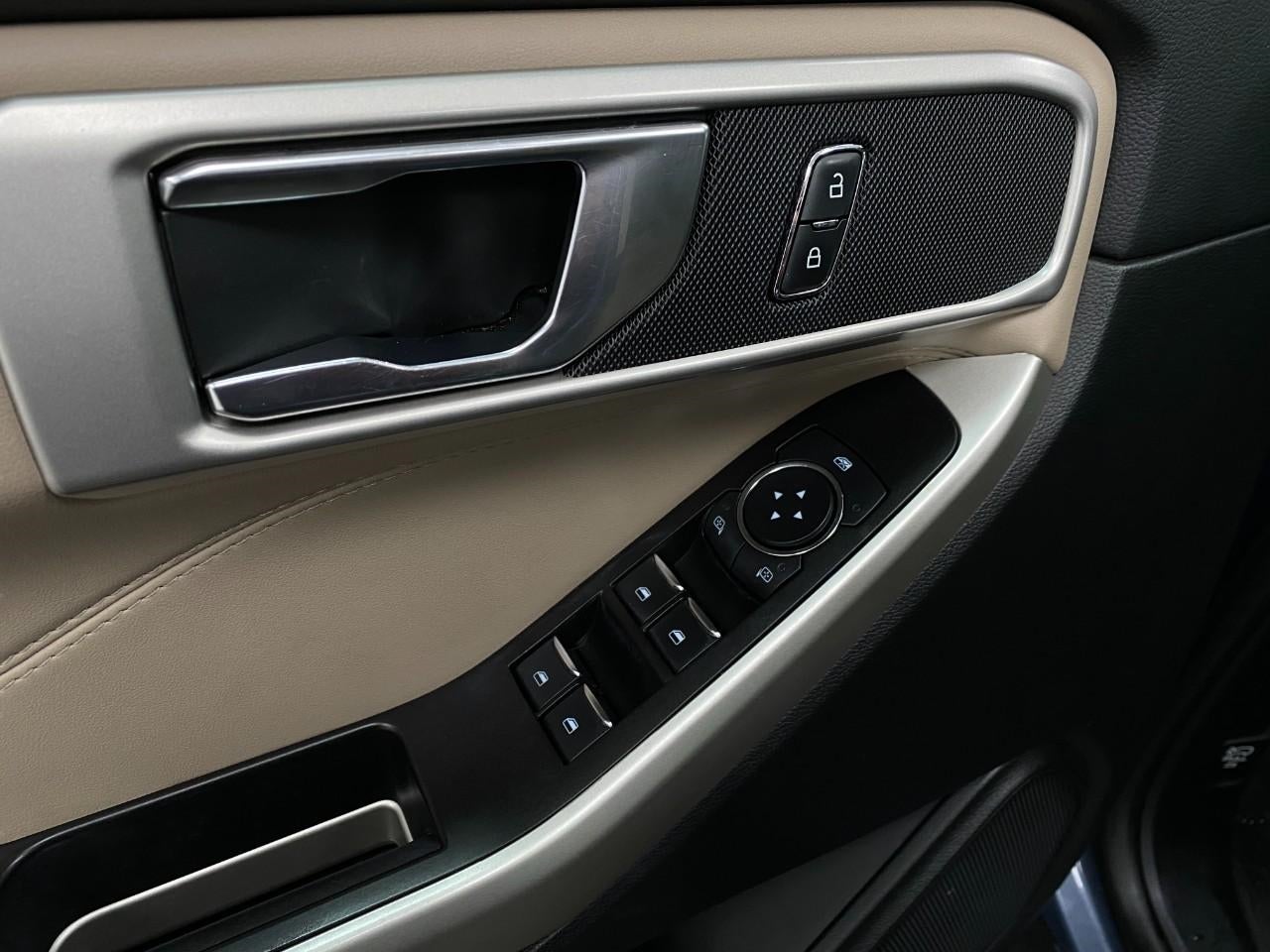 2021 Ford Explorer XLT 4WD