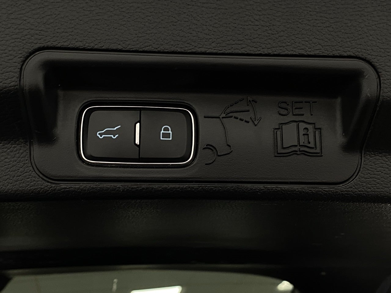 2021 Ford Explorer XLT 4WD