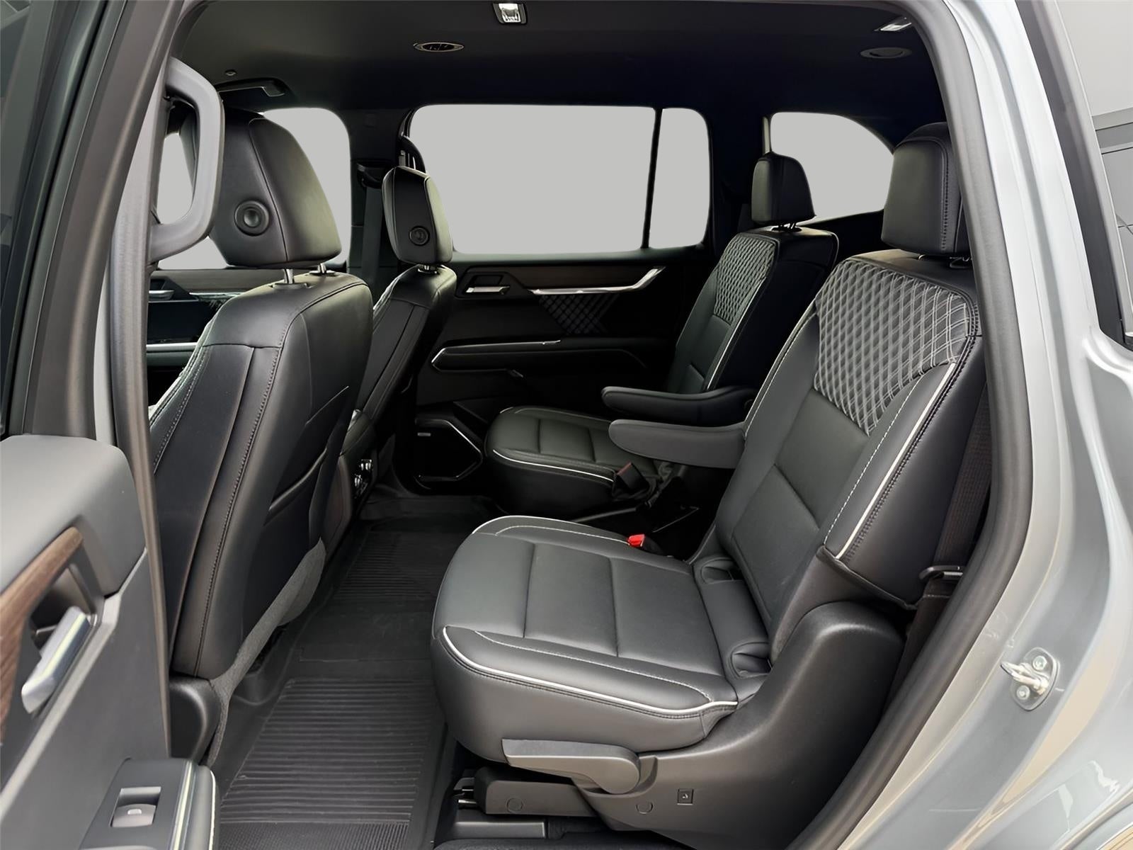 2024 GMC Acadia AWD 4dr Denali