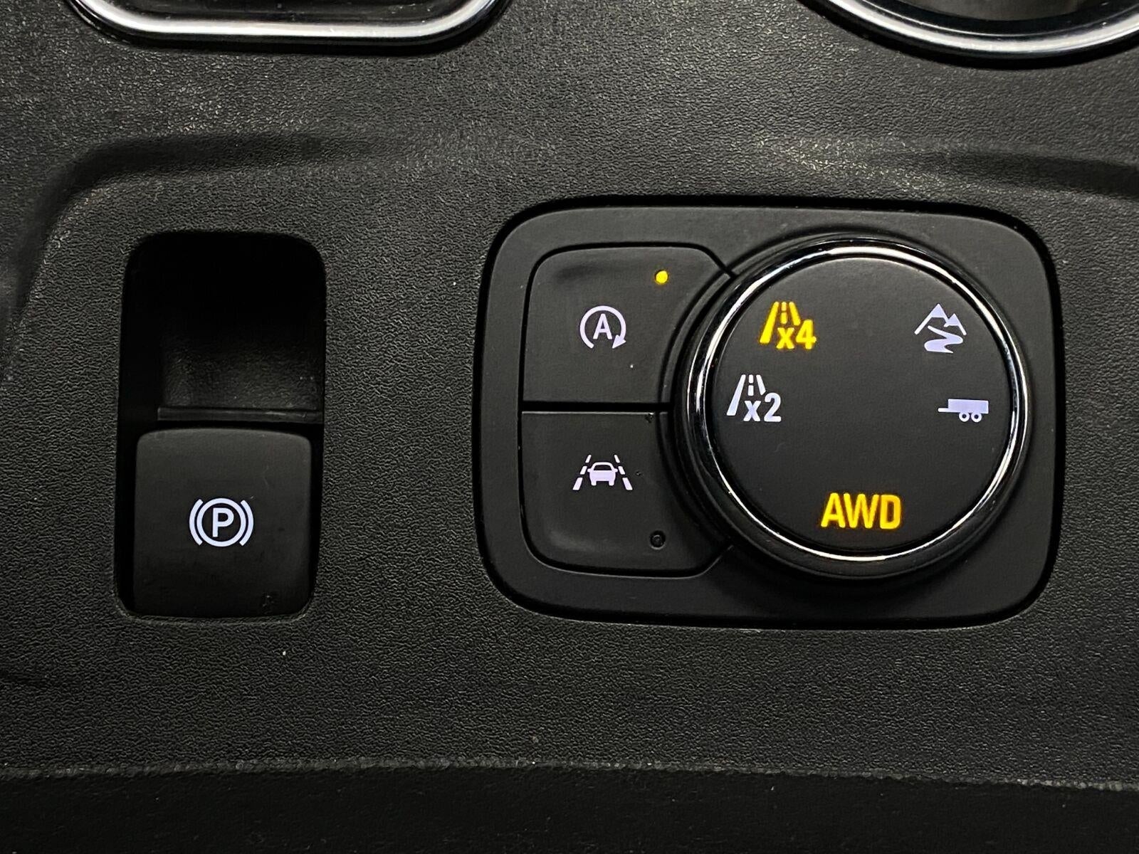 2023 Chevrolet Traverse AWD 4dr Premier
