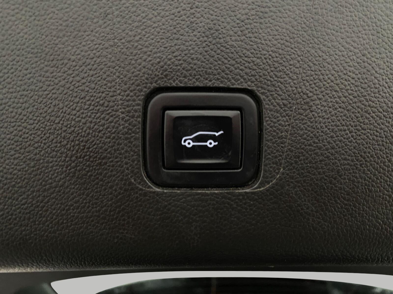 2023 Chevrolet Traverse AWD 4dr Premier