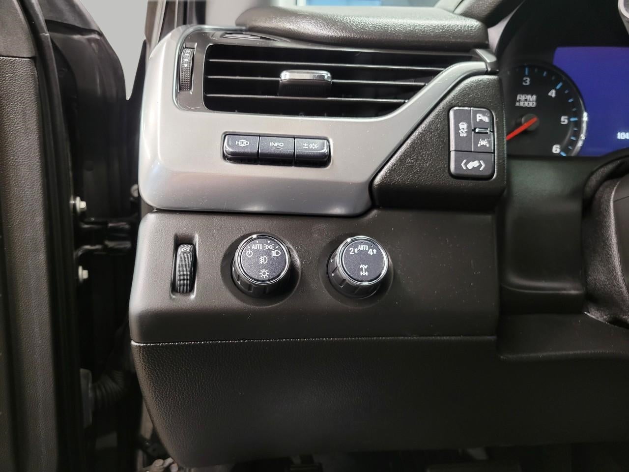 2018 Chevrolet Tahoe 4WD 4dr Premier