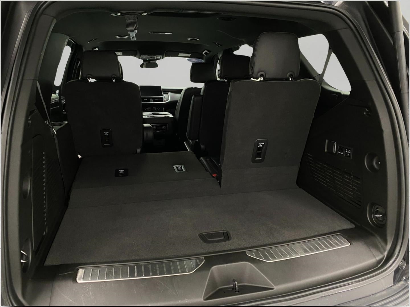 2023 Chevrolet Tahoe 4WD 4dr RST