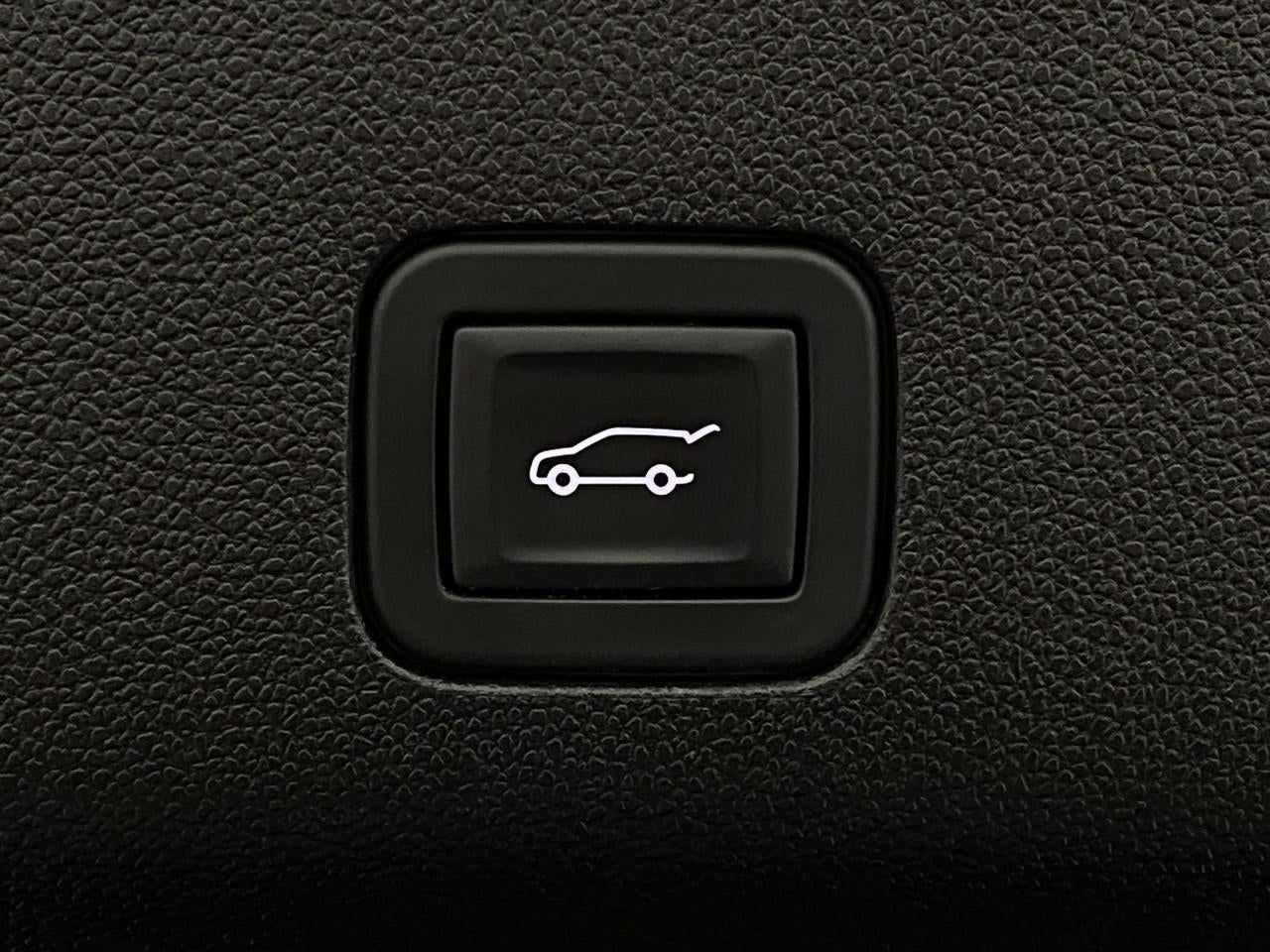 2023 Chevrolet Tahoe 4WD 4dr RST