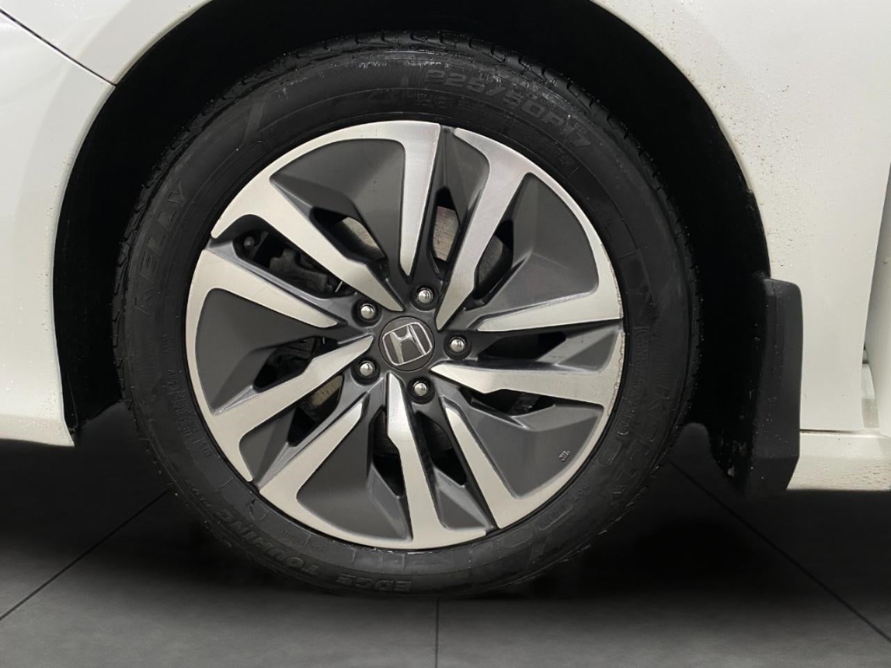 2020 Honda Accord Hybrid Touring Sedan