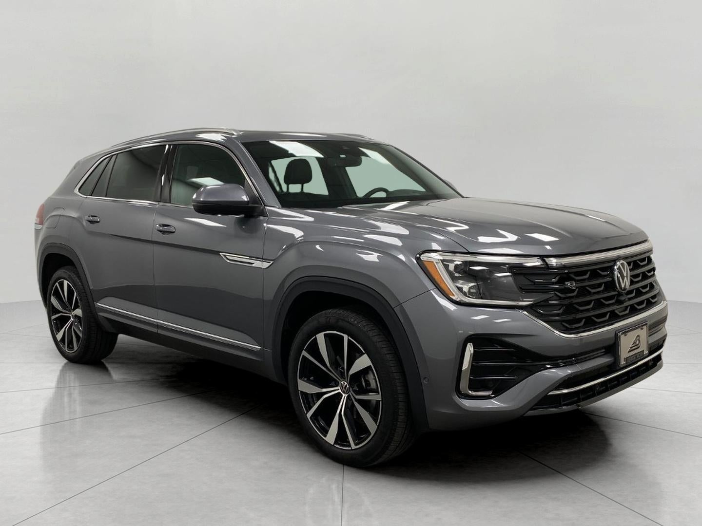 2025 Volkswagen Atlas Cross Sport 2.0T SEL Premium R-Line 4MOTION