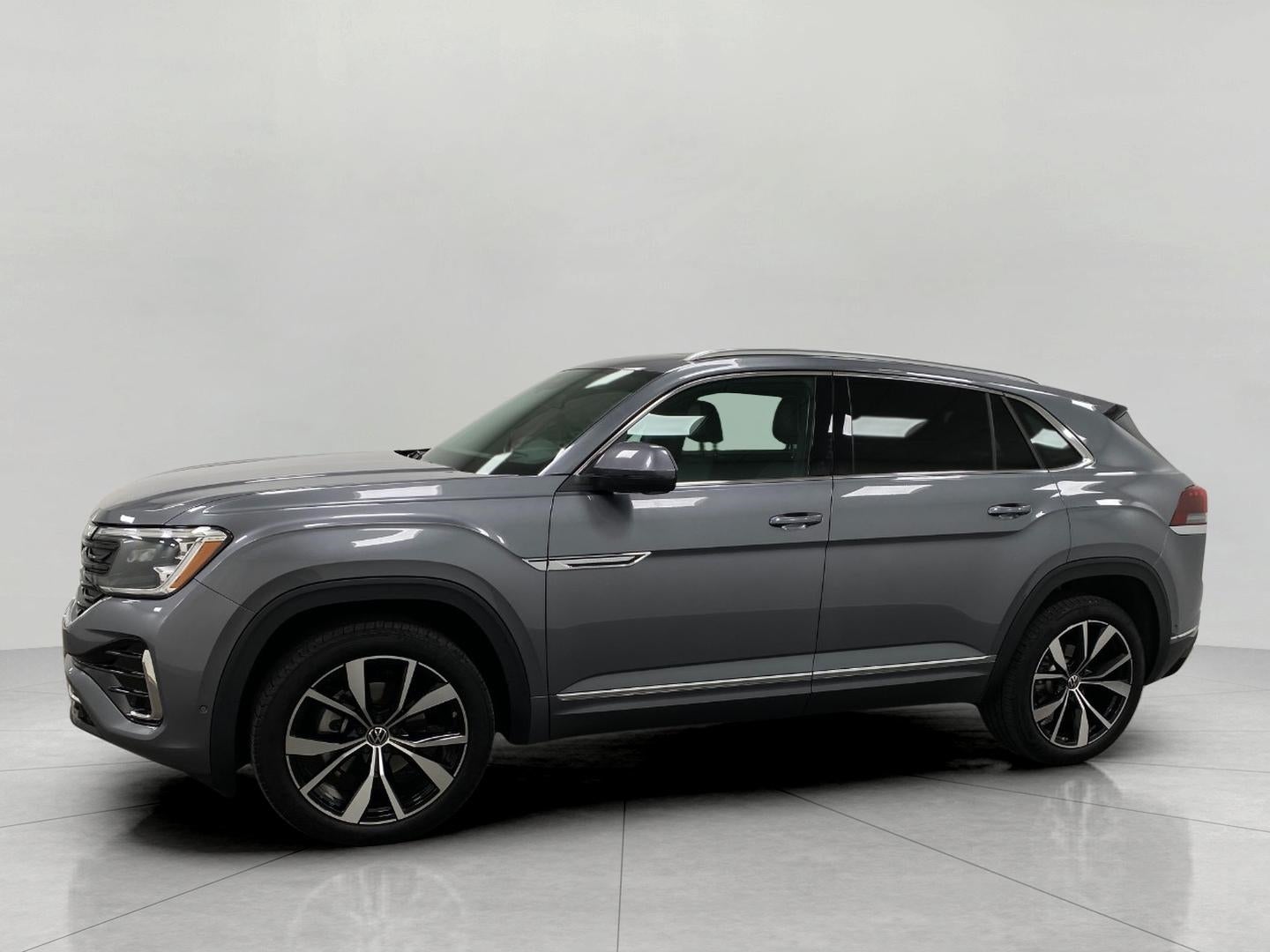 2025 Volkswagen Atlas Cross Sport 2.0T SEL Premium R-Line 4MOTION