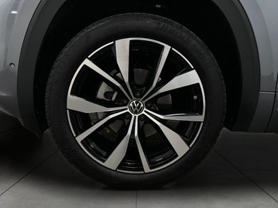 2025 Volkswagen Atlas Cross Sport 2.0T SEL Premium R-Line 4MOTION