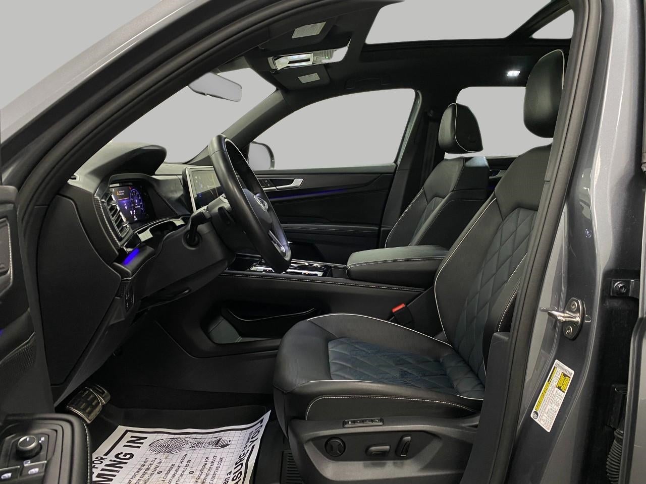 2025 Volkswagen Atlas Cross Sport 2.0T SEL Premium R-Line 4MOTION