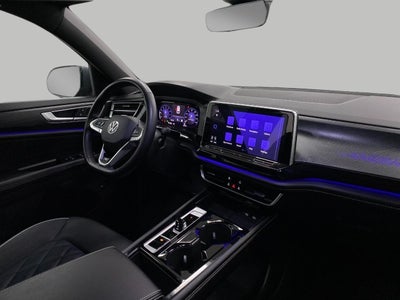 2025 Volkswagen Atlas Cross Sport 2.0T SEL Premium R-Line 4MOTION