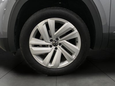2023 Volkswagen Atlas Cross Sport 3.6L V6 SE w/Technology 4MOTION