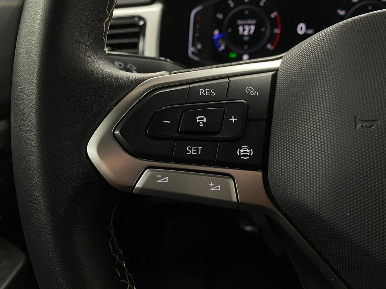 2023 Volkswagen Atlas Cross Sport 3.6L V6 SE w/Technology 4MOTION