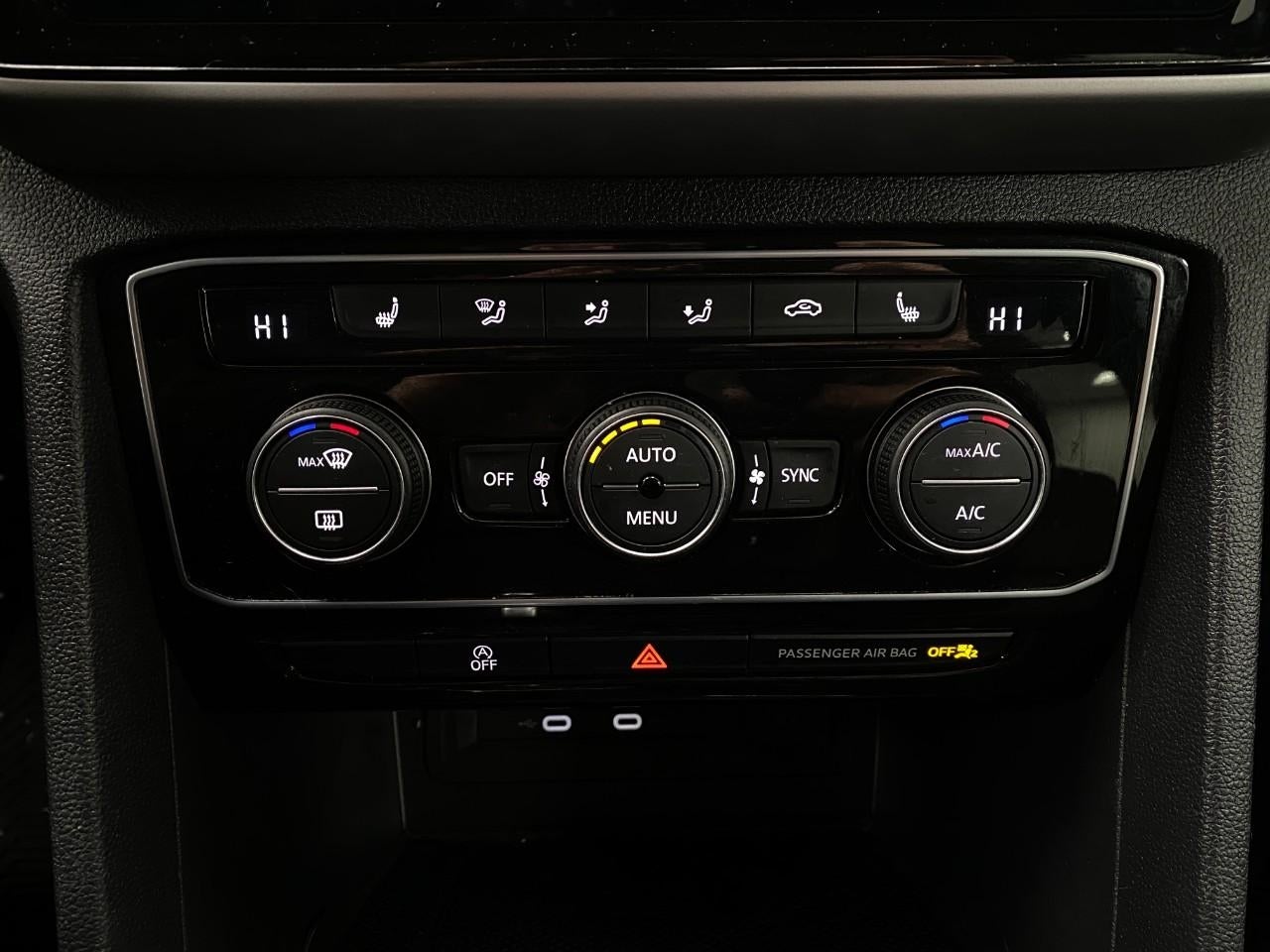 2023 Volkswagen Atlas Cross Sport 3.6L V6 SE w/Technology 4MOTION