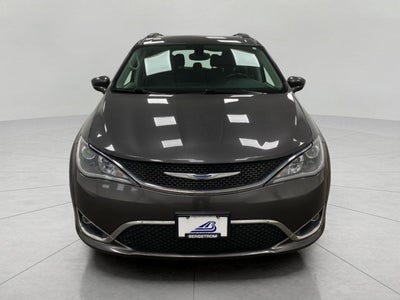 2017 Chrysler PACIFICA MINI-VAN, PASSENGER