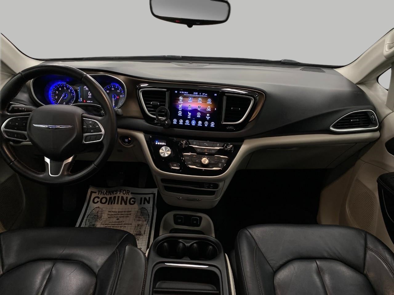 2017 Chrysler PACIFICA MINI-VAN, PASSENGER