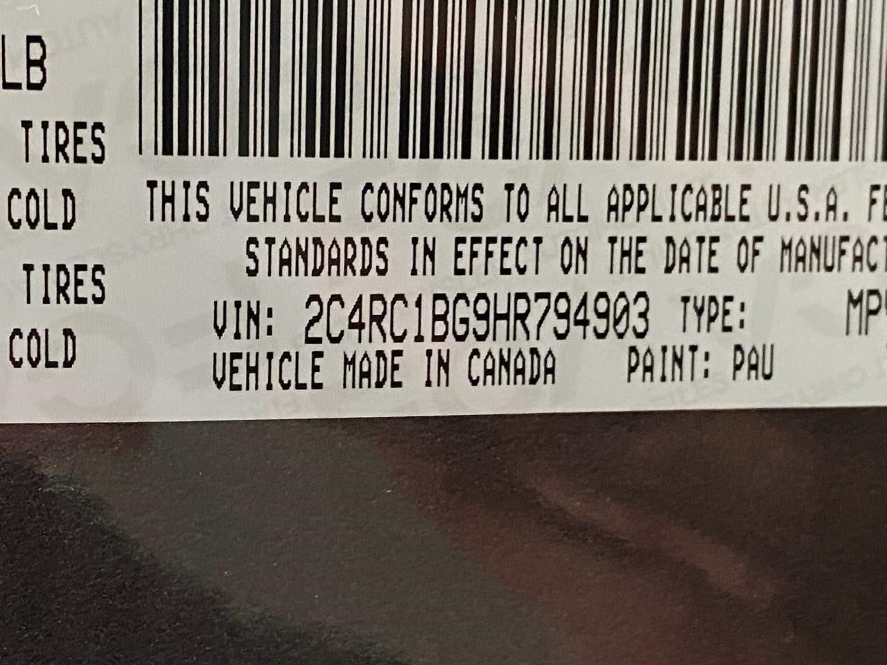 2017 Chrysler PACIFICA MINI-VAN, PASSENGER