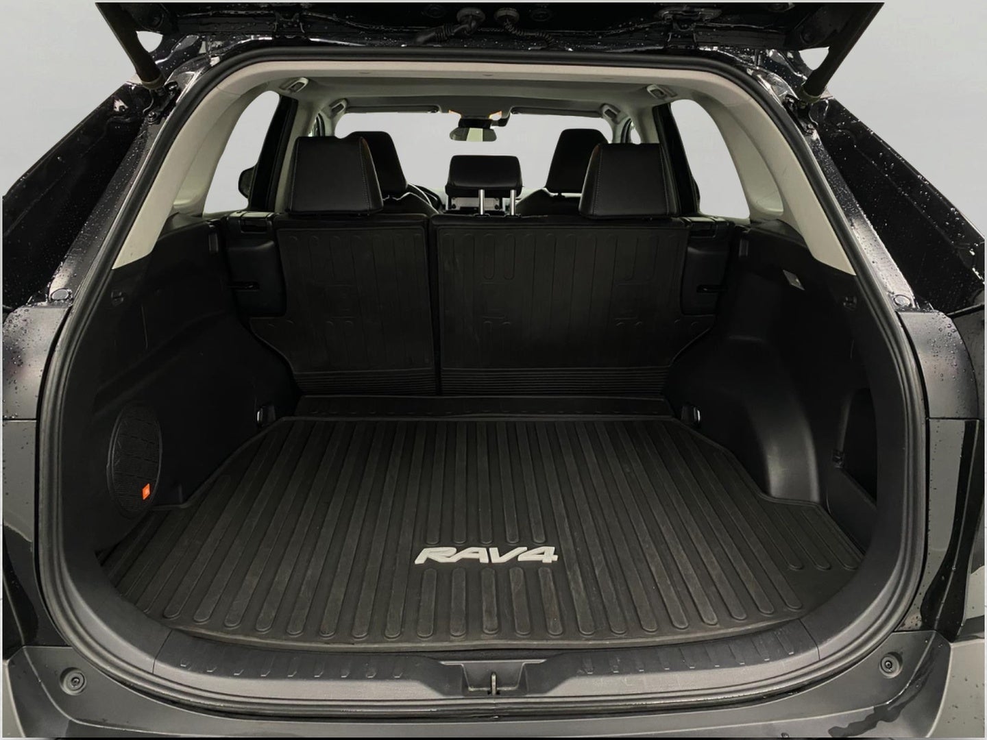2019 Toyota RAV4 XLE Premium AWD