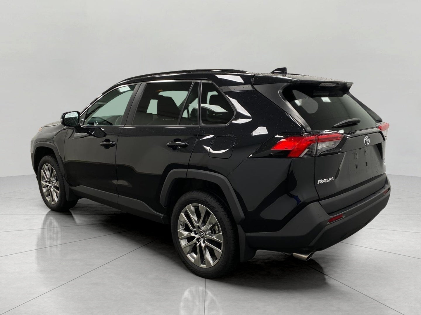 2019 Toyota RAV4 XLE Premium AWD