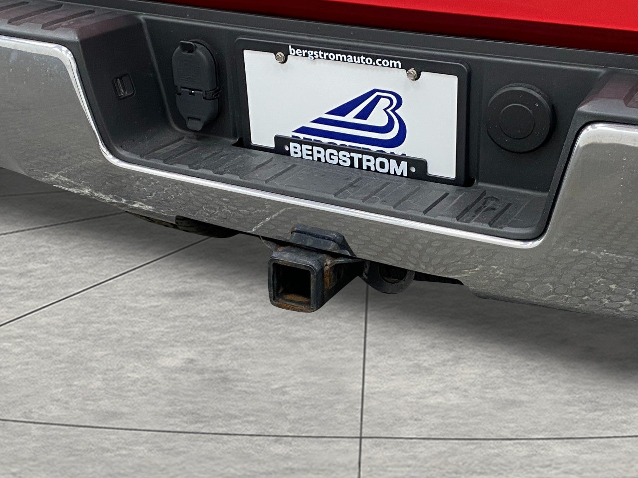 2017 Chevrolet SILVERADO 1500 CREW CAB PICKUP - SHORT BED