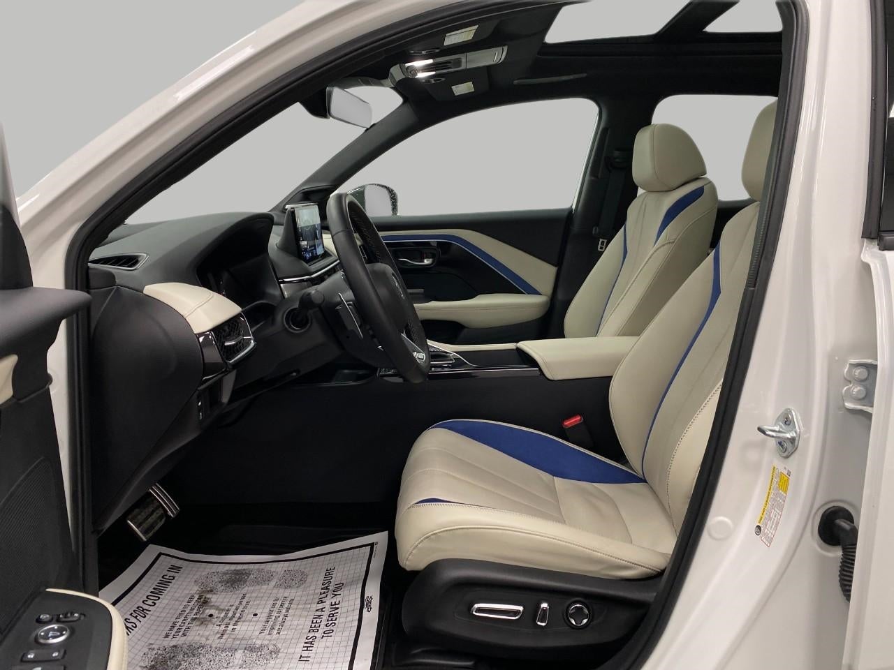 2025 Acura ADX AWD w/A-Spec Advance Package