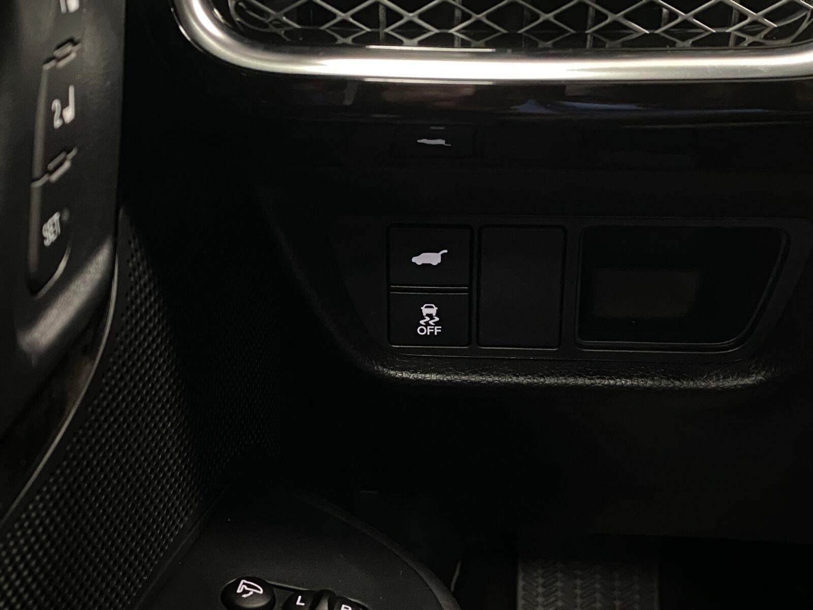 2026 Acura ADX AWD w/A-Spec Advance Package