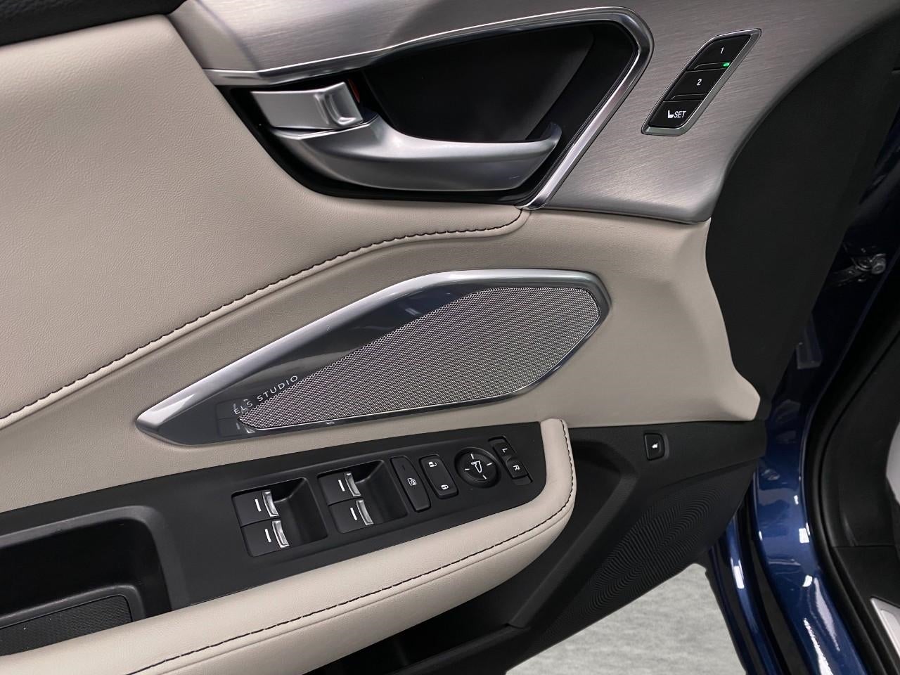 2025 Acura RDX SH-AWD w/Technology Package