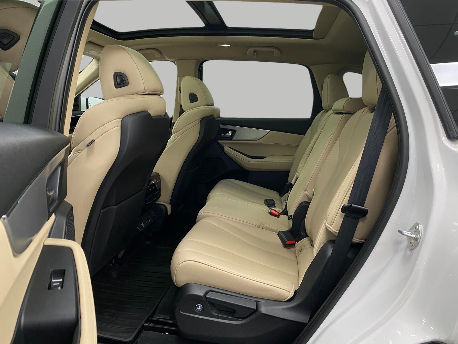2025 Acura MDX SH-AWD