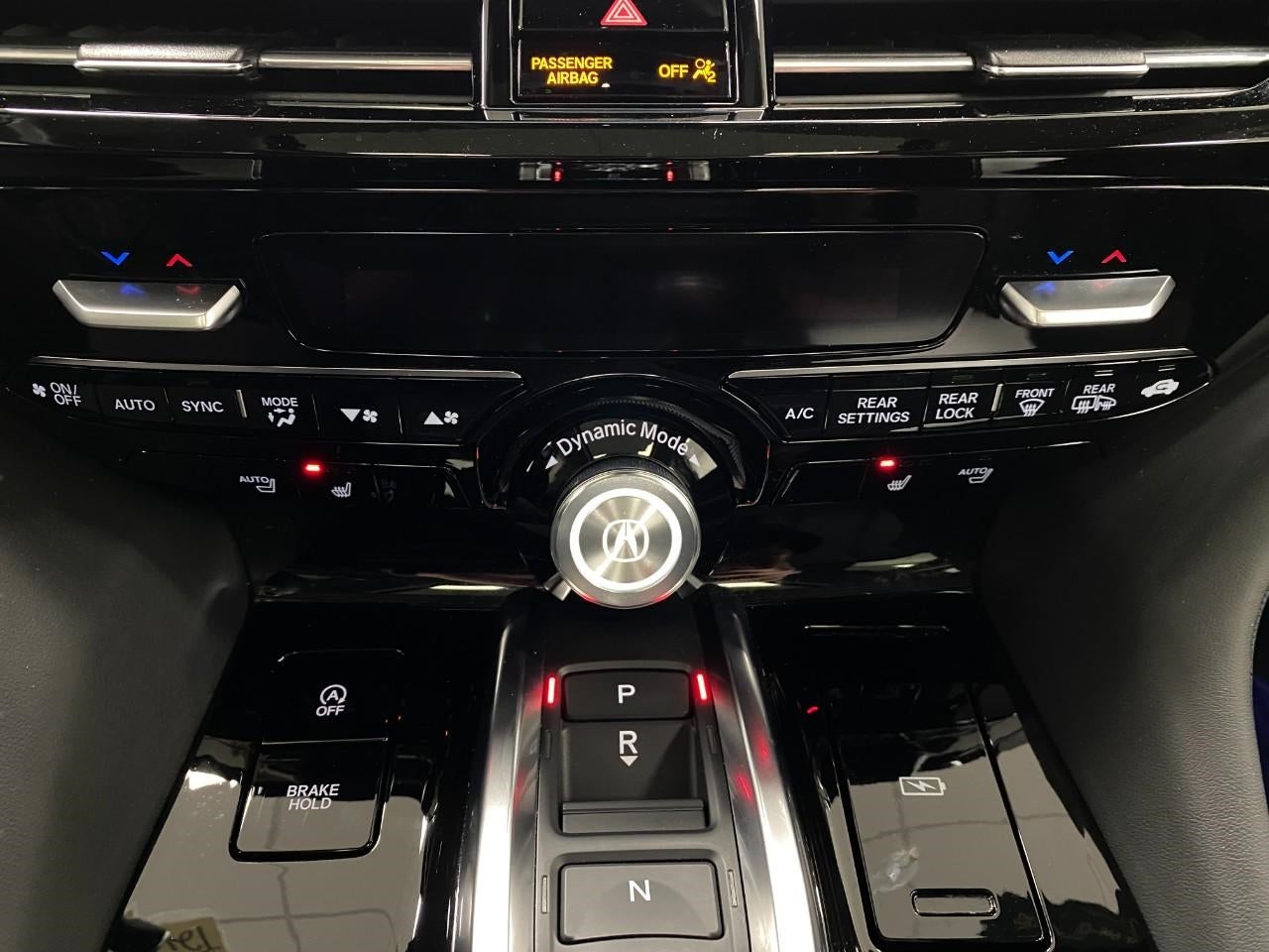 2025 Acura MDX SH-AWD w/Technology Package