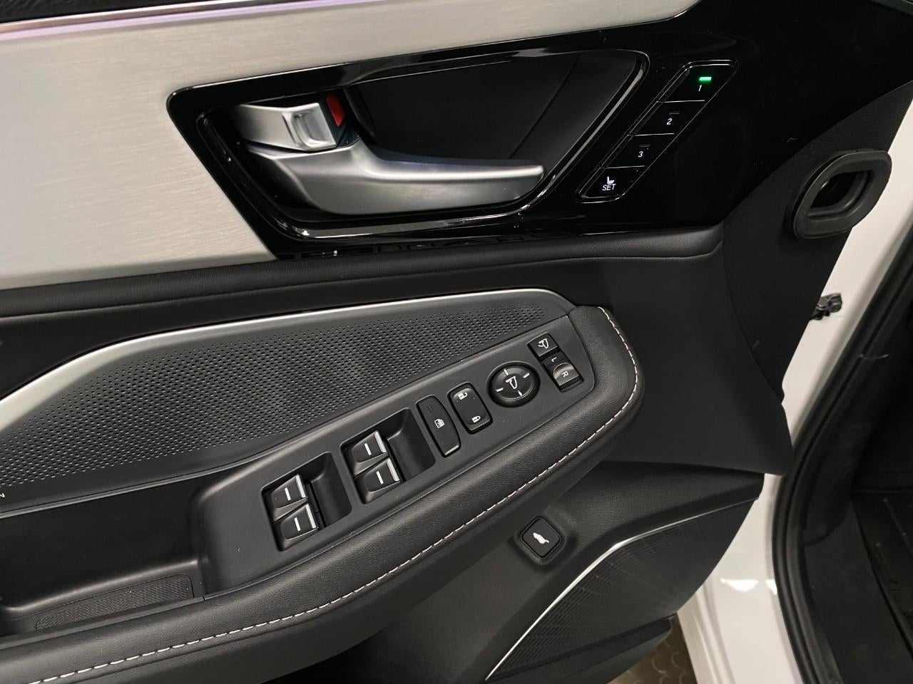 2026 Acura MDX SH-AWD w/Technology Package