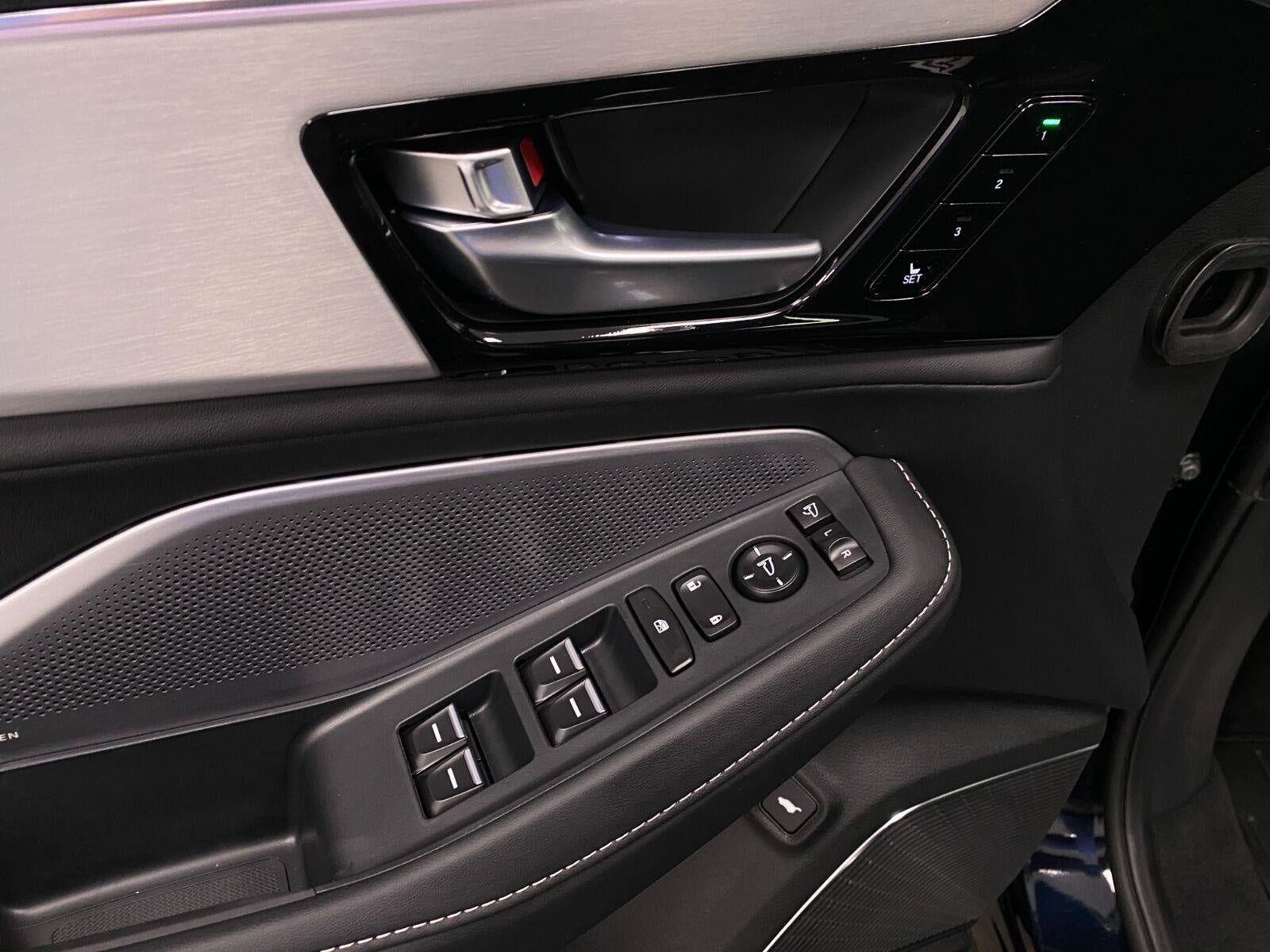 2026 Acura MDX SH-AWD w/Technology Package