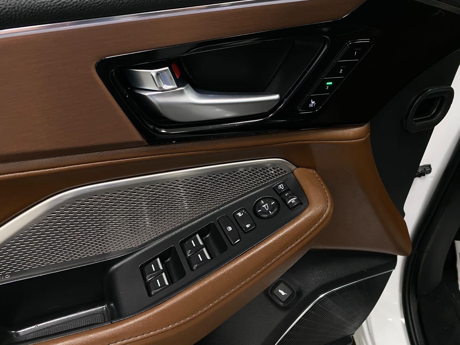2024 Acura MDX SH-AWD w/Technology Package