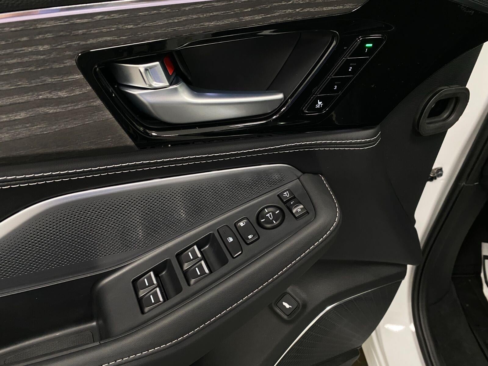 2026 Acura MDX SH-AWD w/Advance Package