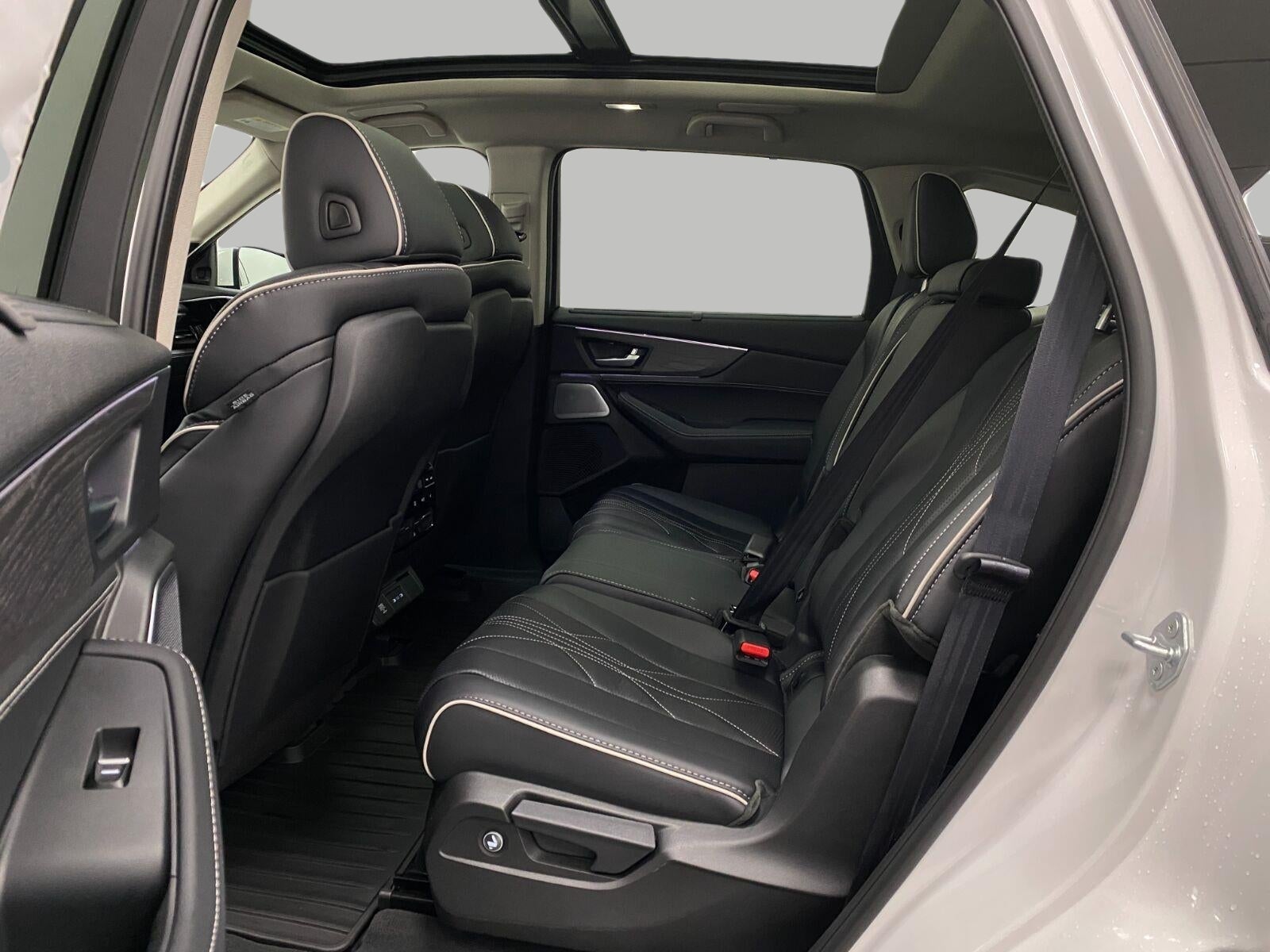 2026 Acura MDX SH-AWD w/Advance Package