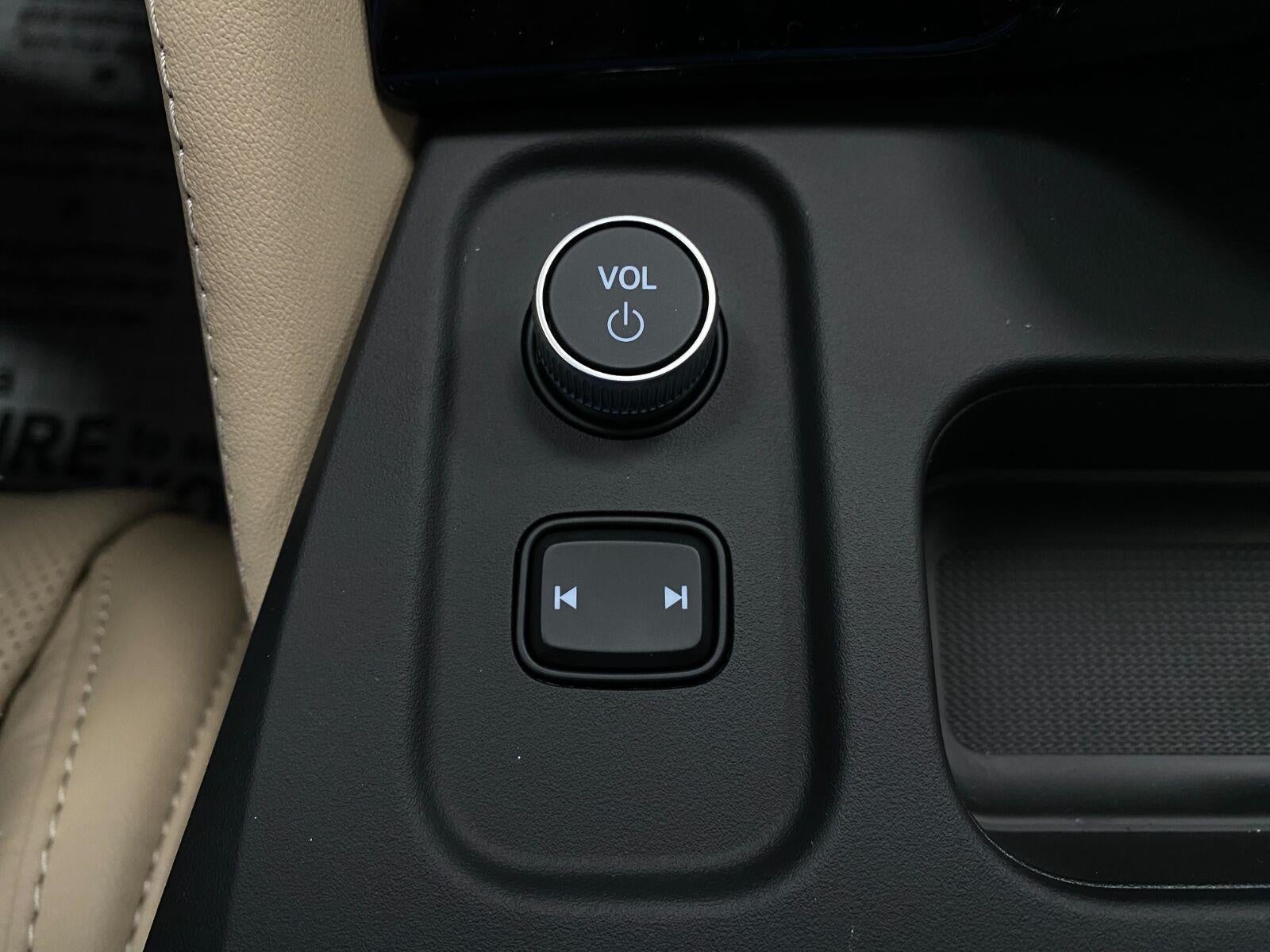 2026 Acura MDX SH-AWD w/Advance Package
