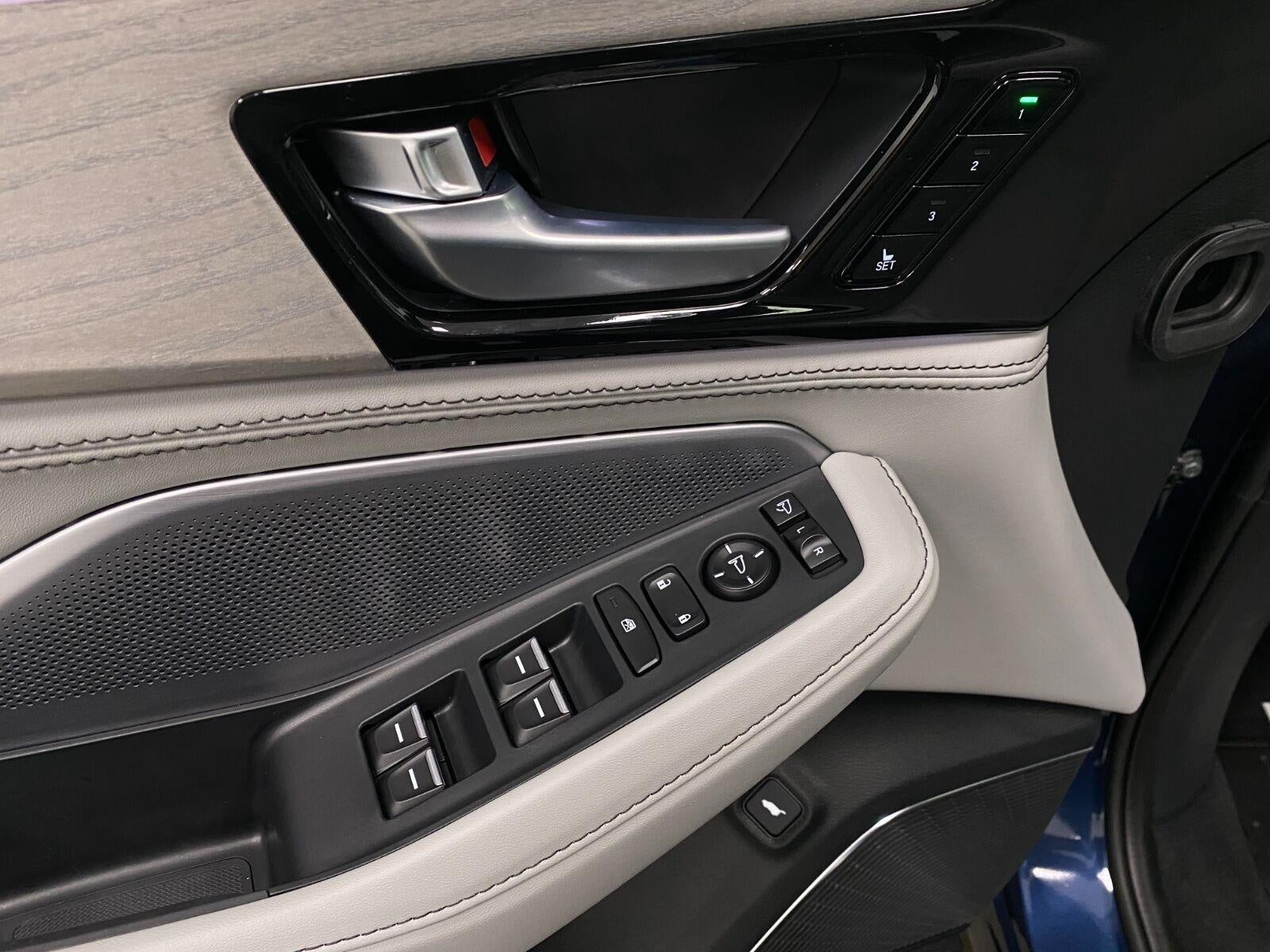 2026 Acura MDX SH-AWD w/Advance Package