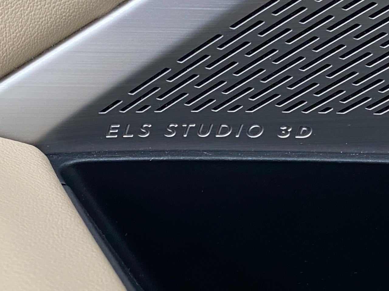 2023 Acura MDX SH-AWD w/Advance Package