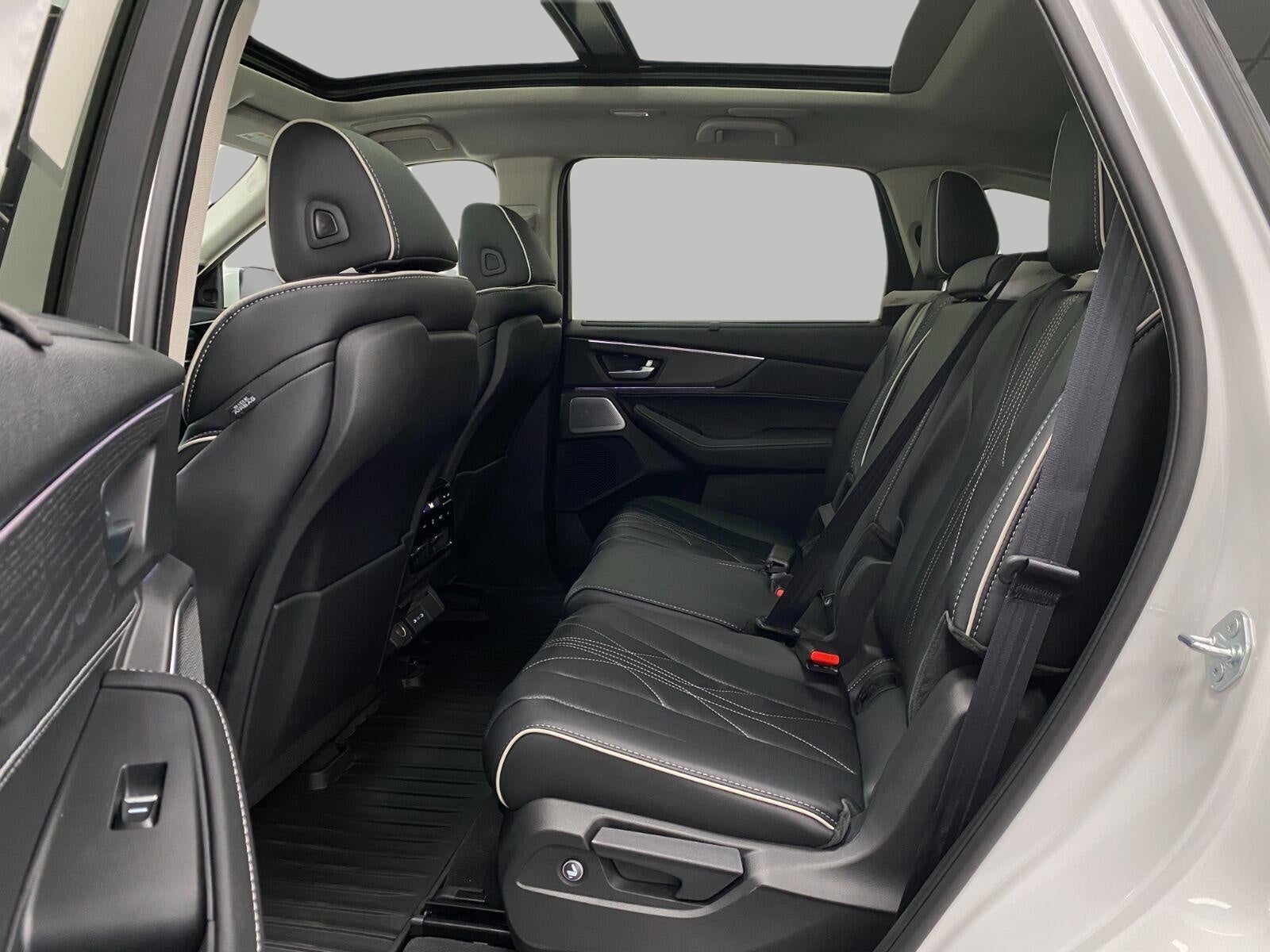 2026 Acura MDX SH-AWD w/Advance Package