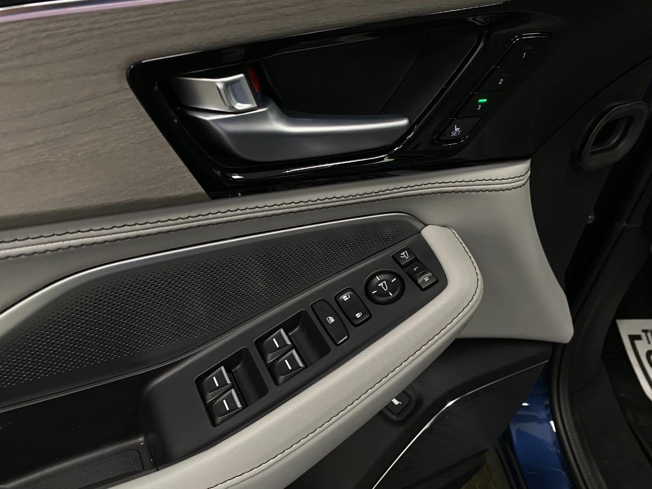 2026 Acura MDX SH-AWD w/Advance Package