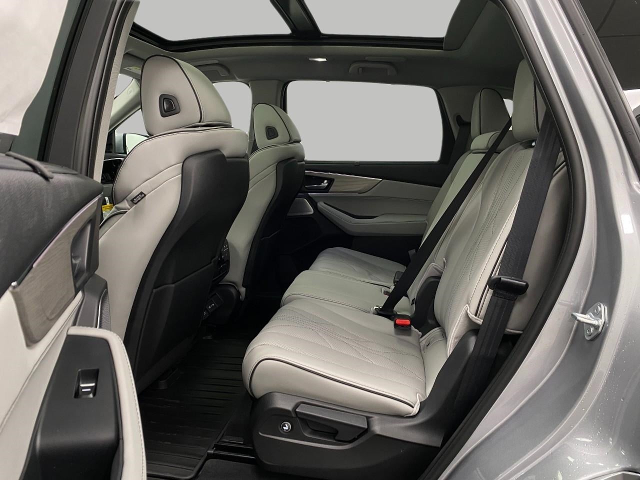 2026 Acura MDX SH-AWD w/Advance Package