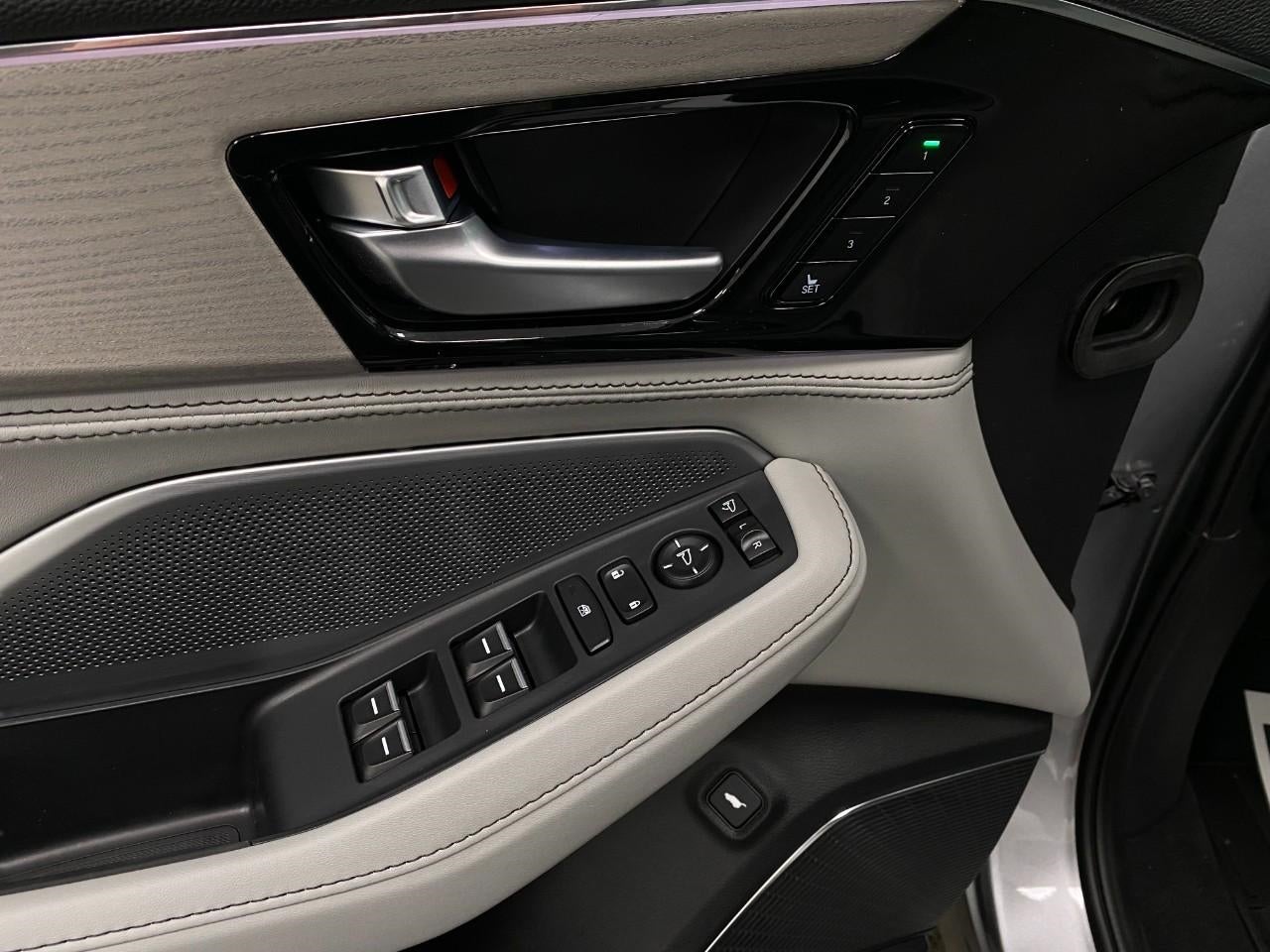 2026 Acura MDX SH-AWD w/Advance Package