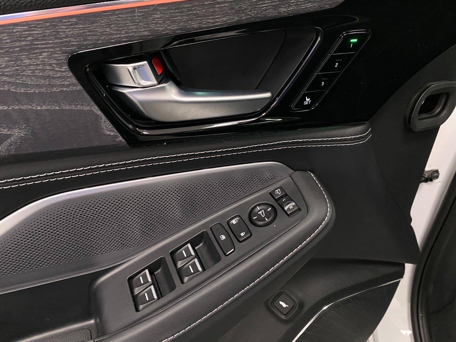 2026 Acura MDX SH-AWD w/Advance Package