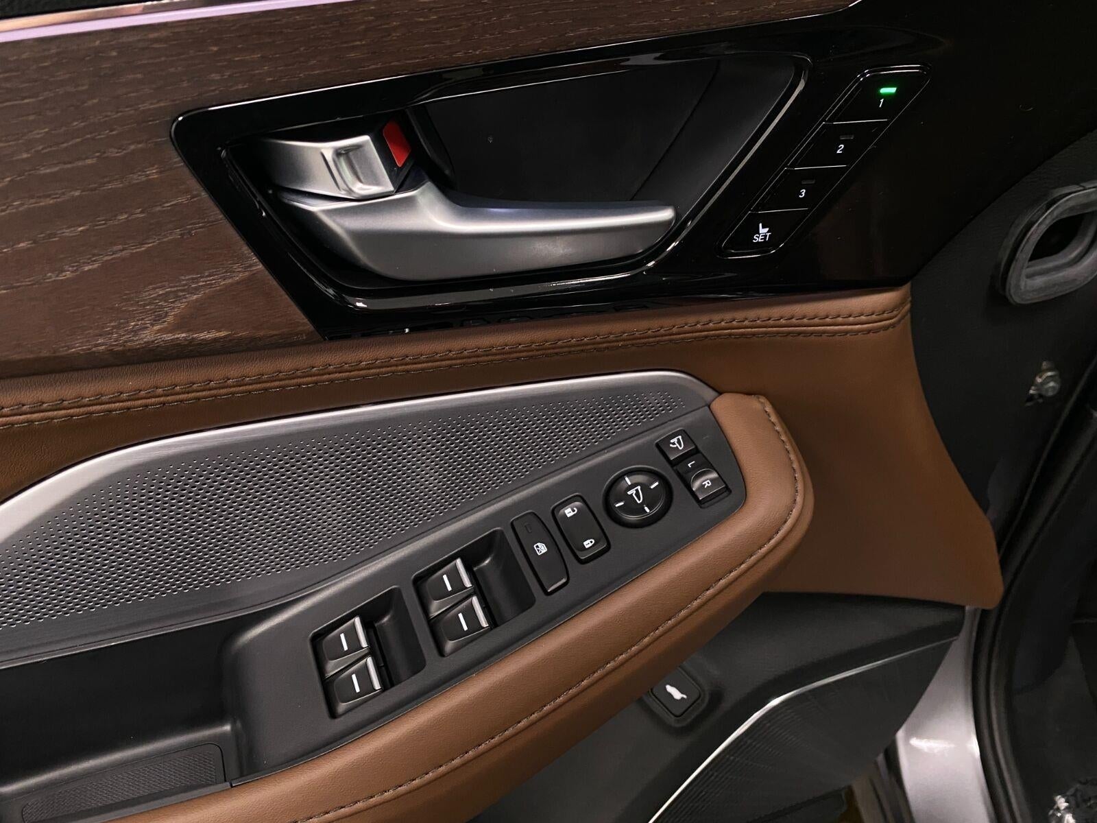 2026 Acura MDX SH-AWD w/Advance Package