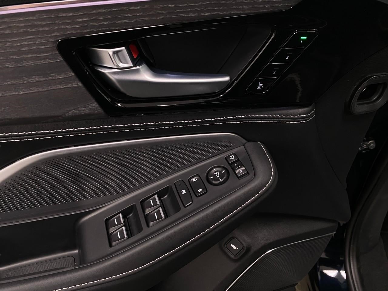 2026 Acura MDX SH-AWD w/Advance Package