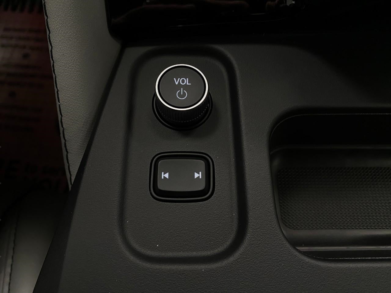 2026 Acura MDX SH-AWD w/Advance Package