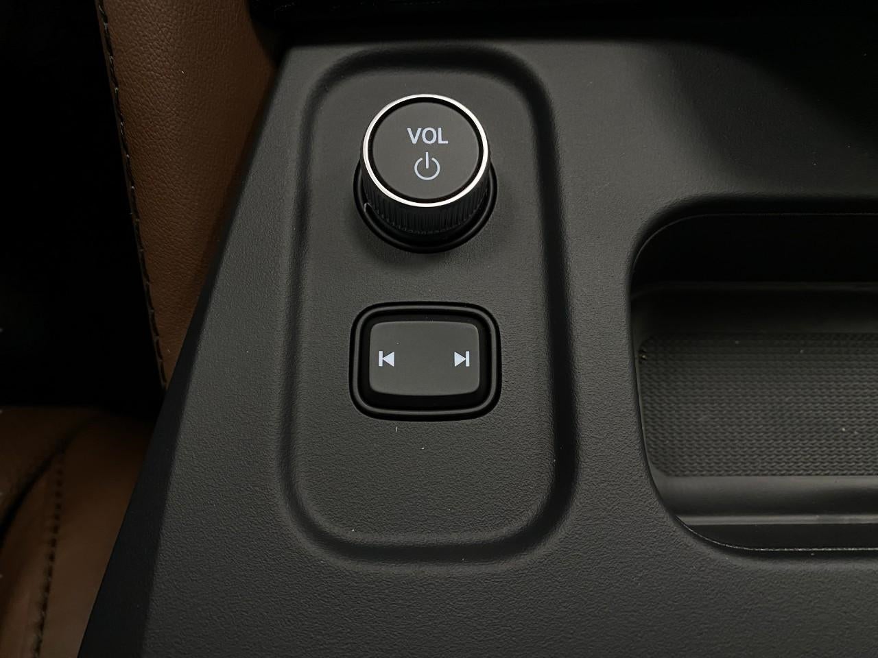 2026 Acura MDX SH-AWD w/Advance Package