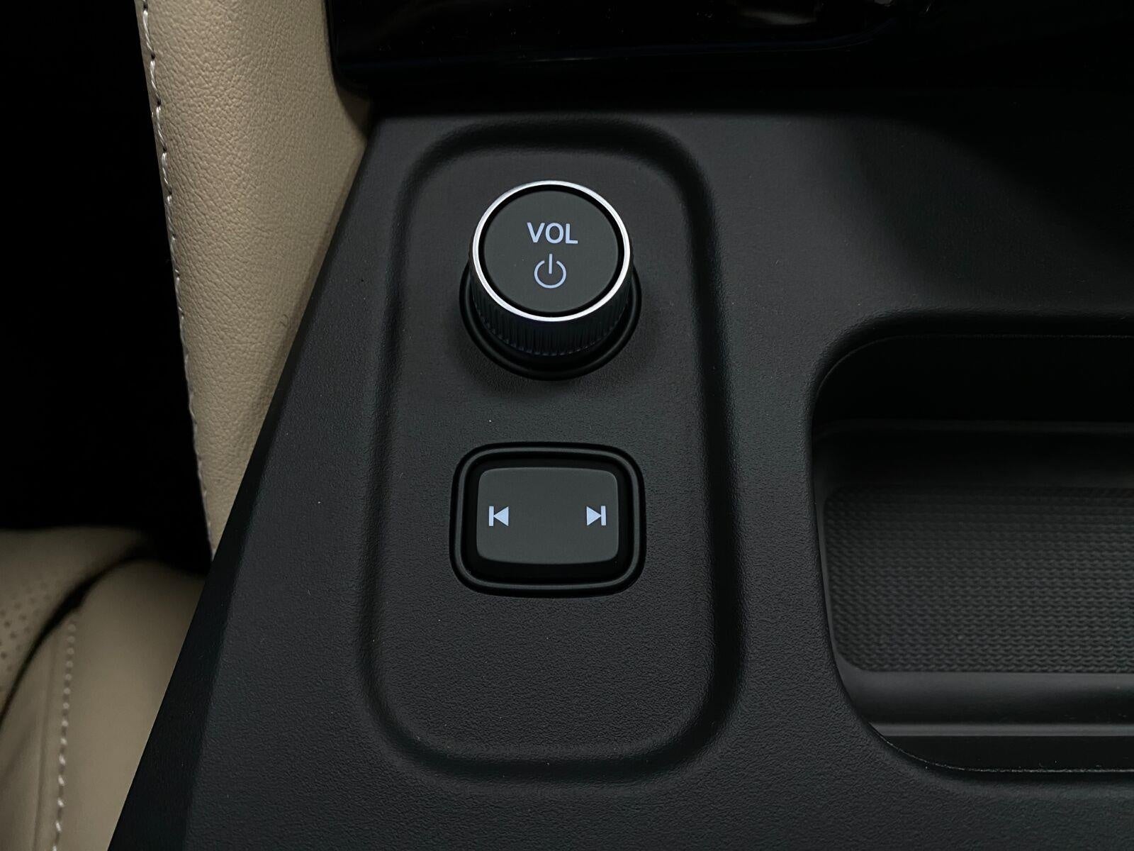 2026 Acura MDX SH-AWD w/Advance Package