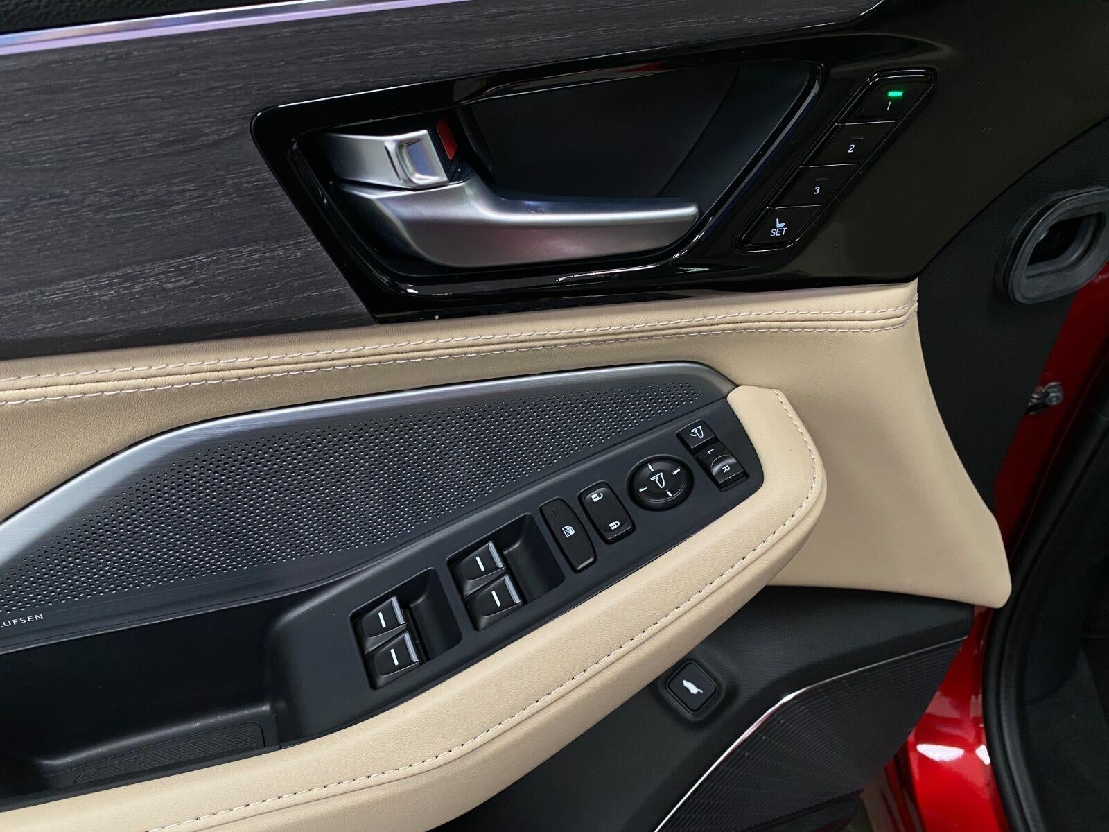 2026 Acura MDX SH-AWD w/Advance Package