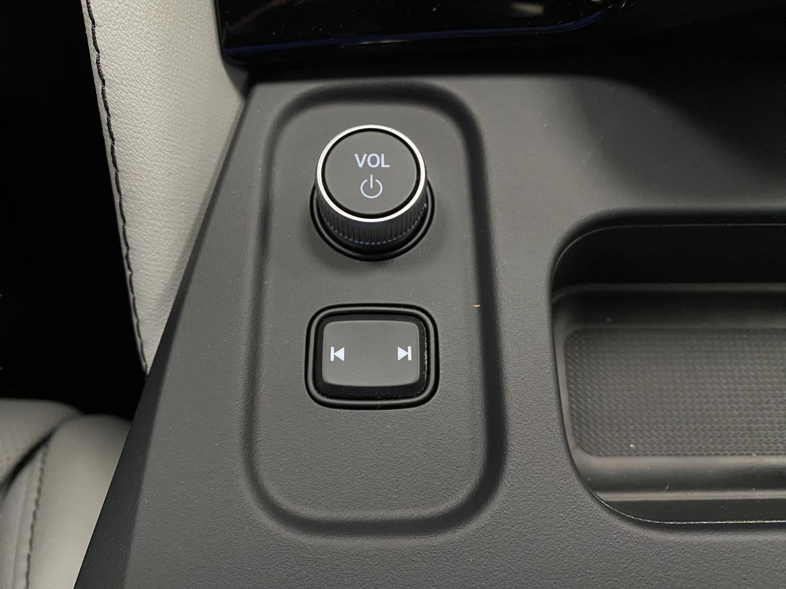 2026 Acura MDX SH-AWD w/Advance Package