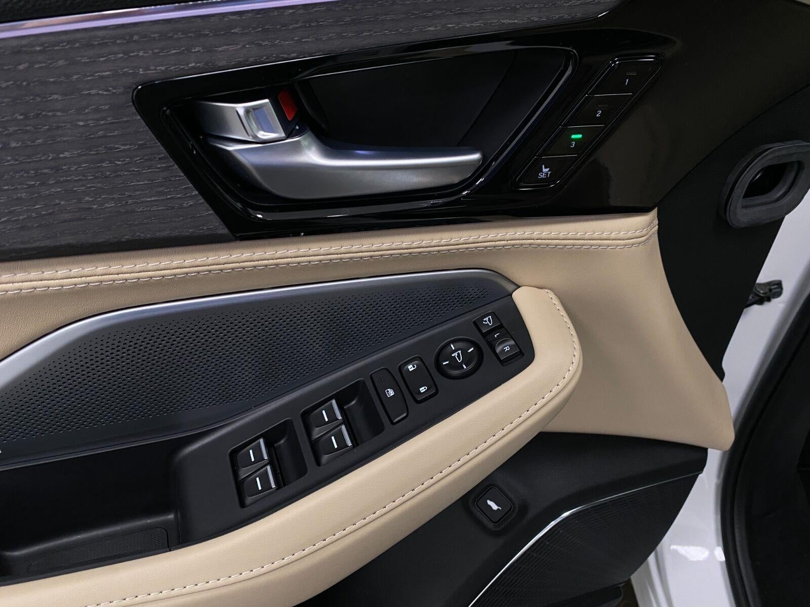 2026 Acura MDX SH-AWD w/Advance Package
