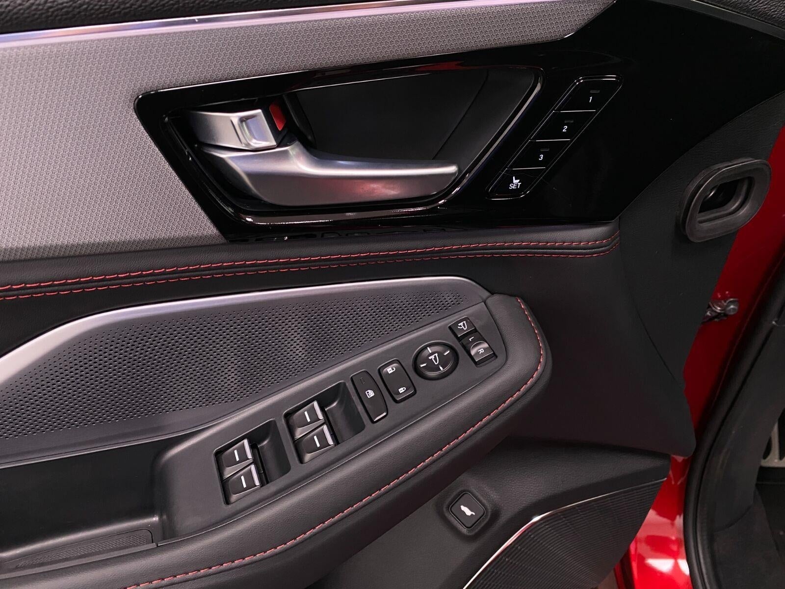 2026 Acura MDX SH-AWD w/A-Spec Advance Package